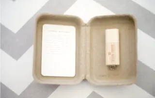 USB thumb drive packaging