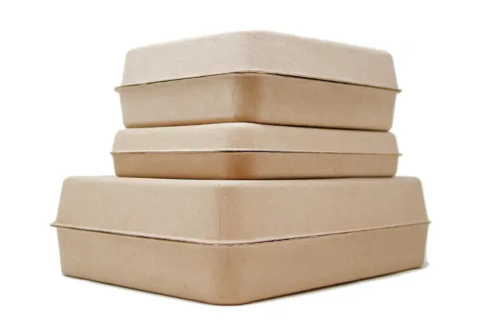 set of large clamshells