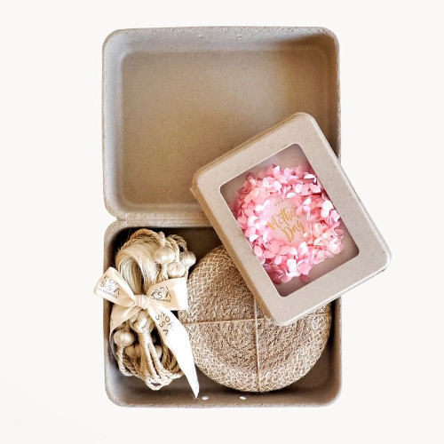 Mother's Day gift box set with sustainable packaging