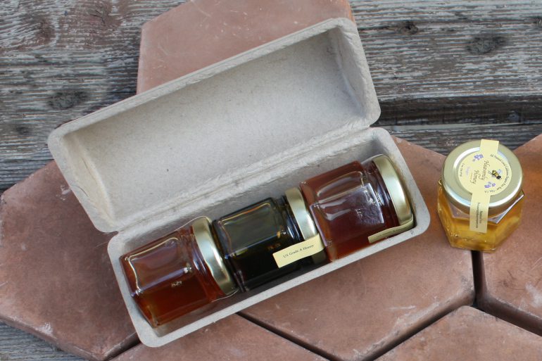 packaging for honey samples