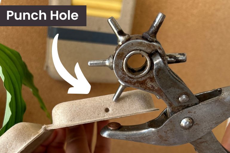 punch hole for tab